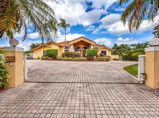 10475 SW 58th St, Miami, FL 33173