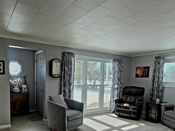 3rd image of 3748 Sunrise Ct