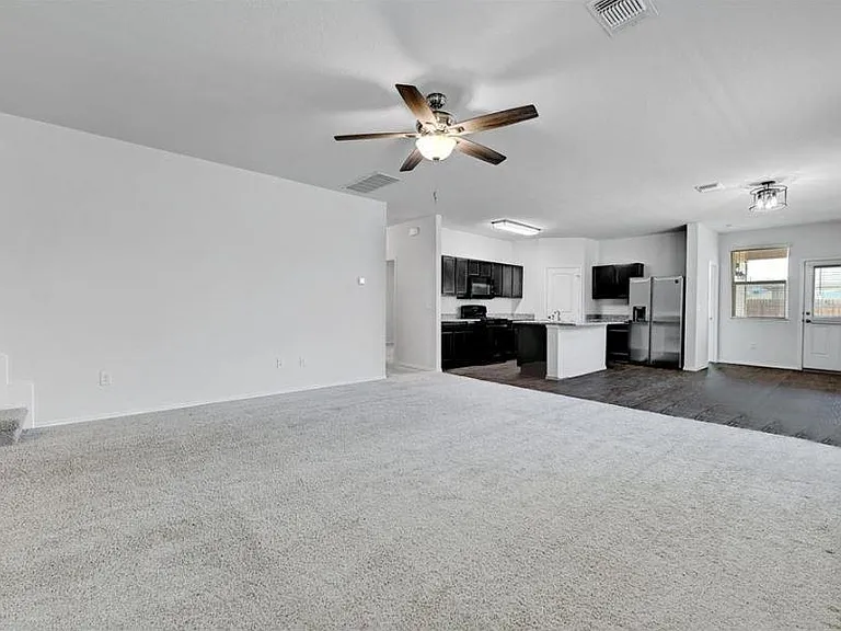 3705 Conyers Ln — Photo 6