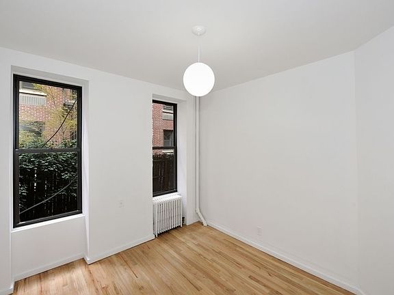 4th image of 255 W 15th St APT 3