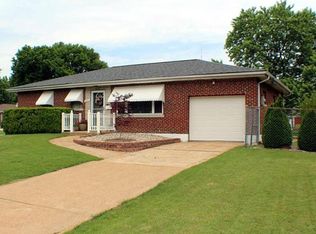 6721 Weber Rd, Saint Louis, MO 63123