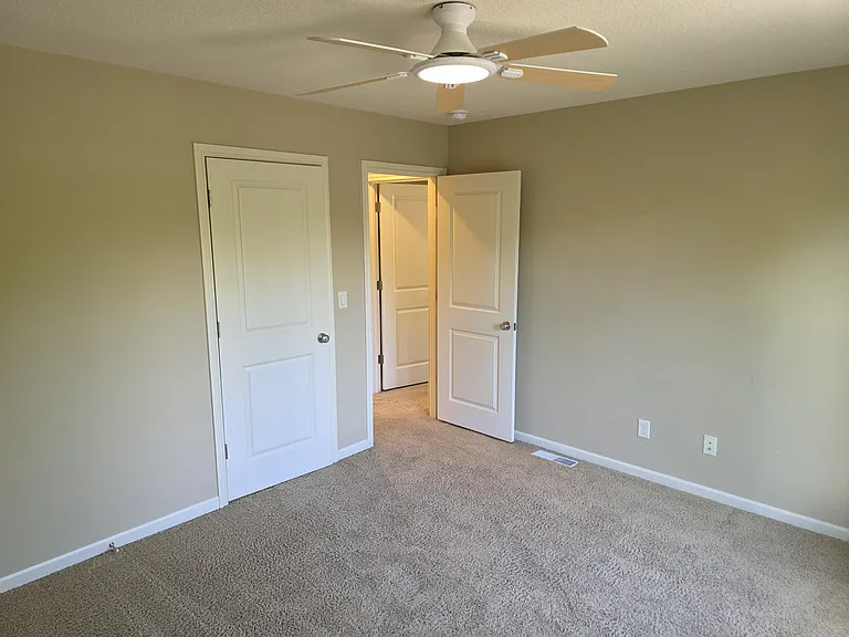16360 NW Rossetta St — Photo 33