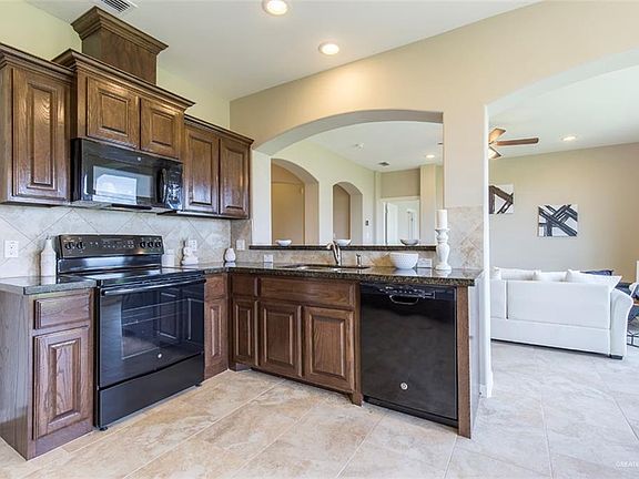 2nd image of 5301 Escondido Pass