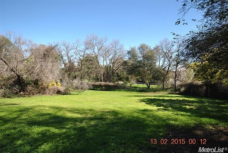 1st image of 8551 Oak View Ln