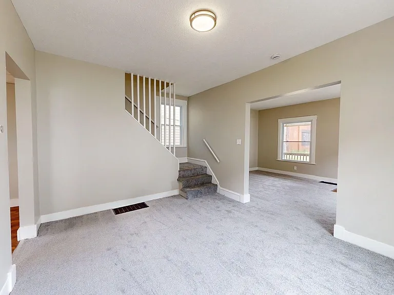 2027 W 105th St — Photo 13