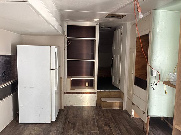4th image of 27881 New York St #13B