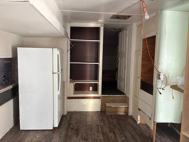 27881 New York St #13B — Photo 3