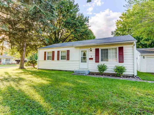 1 Claire Dr, Springfield, IL 62702