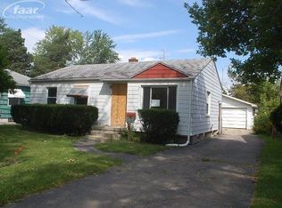 1318 W Pierson Rd, Flint, MI 48505