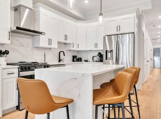 136 35th St Floor 1, Union City, NJ 07087