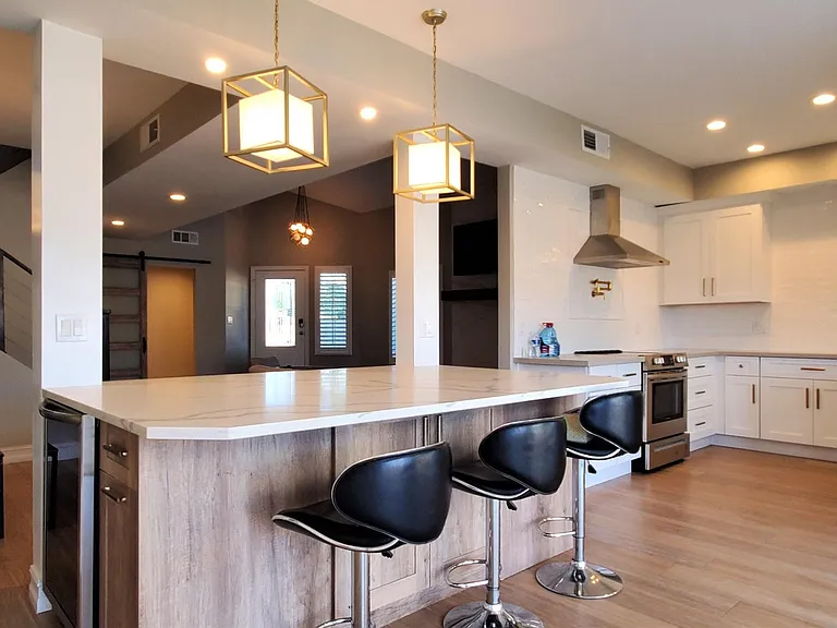 1301 W Windrift Way — Photo 9