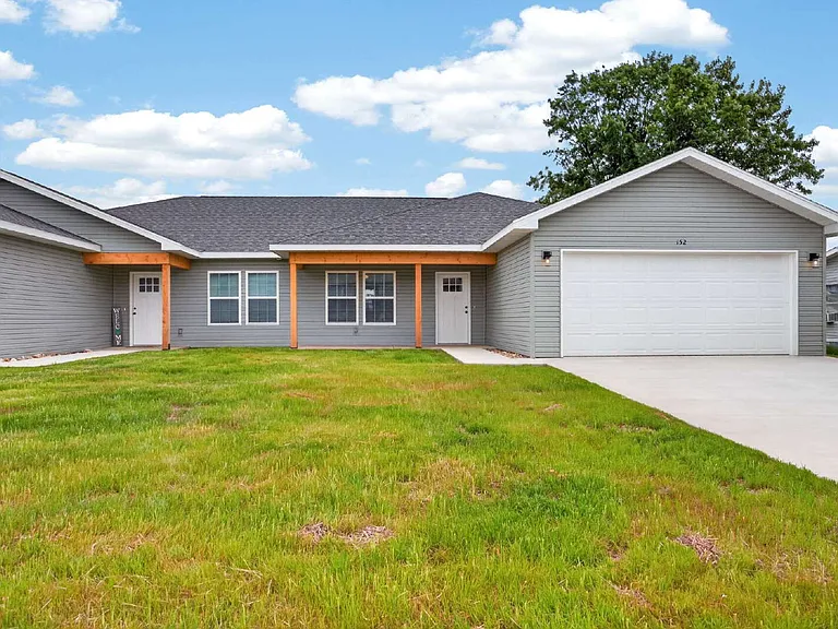 152 Ruby Ln — Photo 2