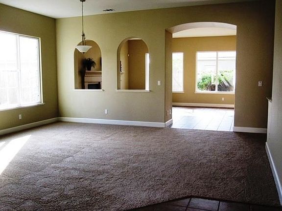 4th image of 204 Perino Ct