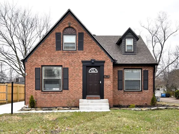 6895 Parma Park Blvd, Parma Heights, OH 44130