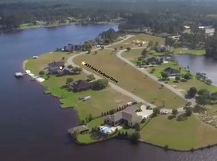 433 Inlet Harbour Dr, Douglas, GA 31535