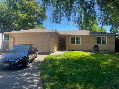 172 Woodbury Ct, Central Pt, OR, 97502