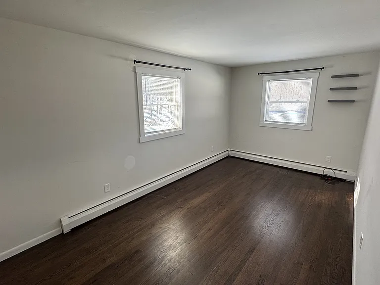 98 East Market Street — Photo 5