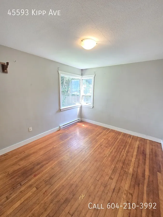 2 Bedroom Rancher — Photo 3