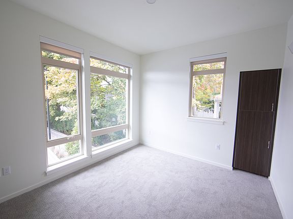 5th image of 590 Madison Ave N #2-103