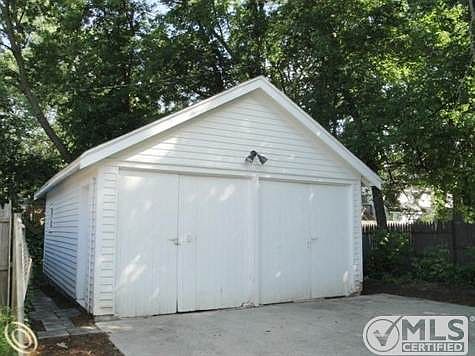 #3 detached garage.JPG