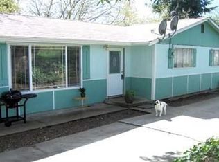 13928 4th Ave SW, Burien, WA 98166