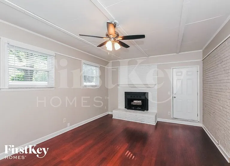 120 Keowee Cir — Photo 4