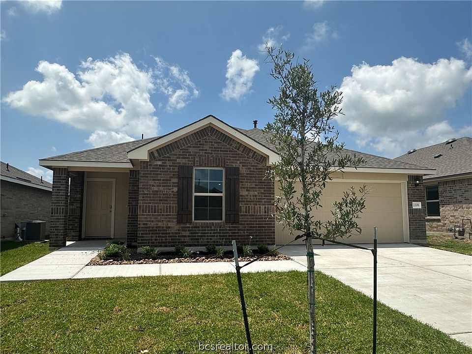 1st image of 2206 Spyglass Dr