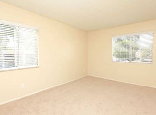 5450 Repecho Dr APT T106, San Diego, CA 92124