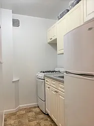 Rented by Dynamik Realty