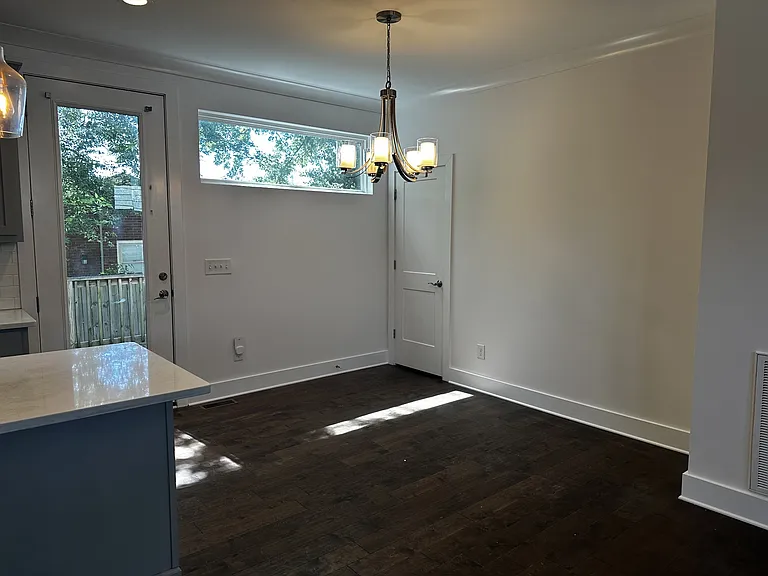 673 Park St — Photo 13