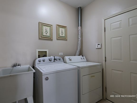 5th image of 379 N Carlisle Ct