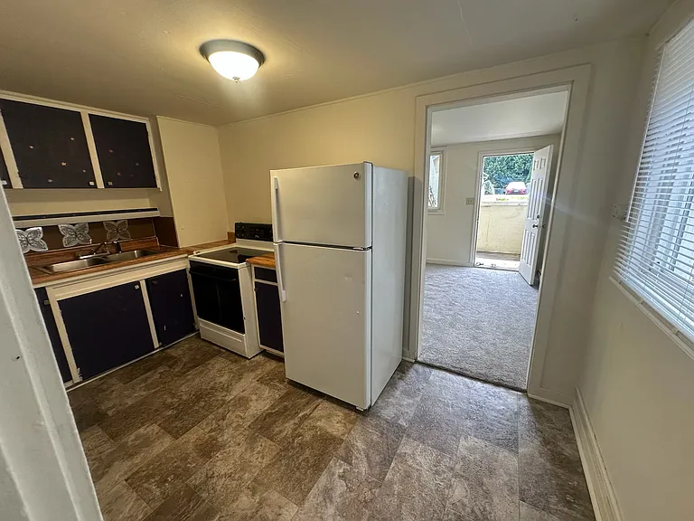 14518 Portland Ave SW #C — Photo 5
