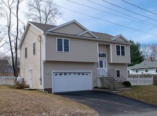 5 Dupuis Ave, Worcester, MA 01604
