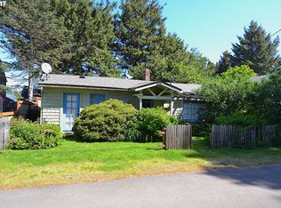 172 E Adams St, Cannon Beach, OR 97110