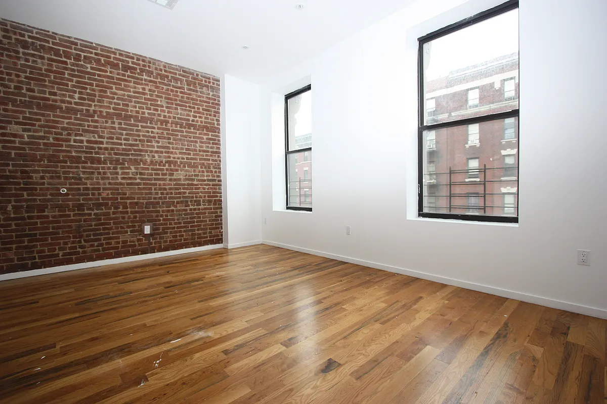 Building Photo - 1257 Pacific St #2F