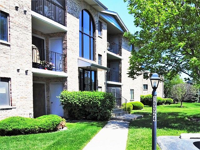 1st image of 13324 W Circle Drive Pkwy APT 611
