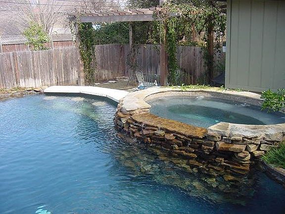 Hot Tub and Swim up bar
