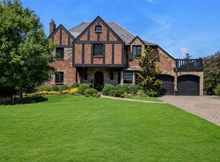 175 Dover Rd, Manhasset, NY 11030