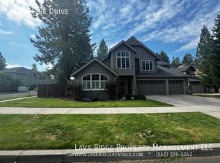 19537 Pine Dr, Bend, OR 97702