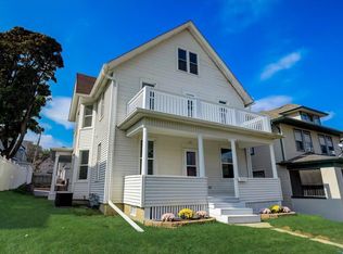 124 S 7th Ave, West Bend, WI 53095