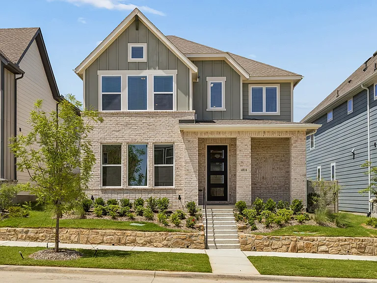 4816 Maxwell Dr — Photo 1