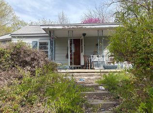 310 Main St, Waverly, MO 64096