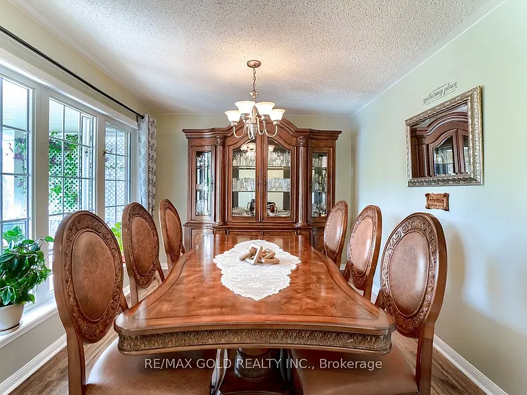 1666 Clark Blvd — Photo 11