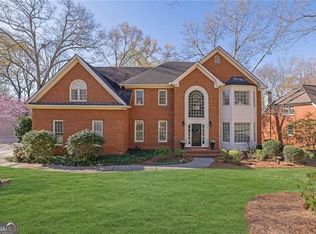 145 Flowing Spring Trl, Roswell, GA 30075