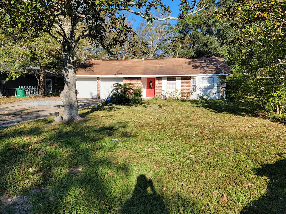 1158 Saint Scholastica Dr