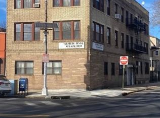 969 S Orange Ave #2R, East Orange, NJ 07018