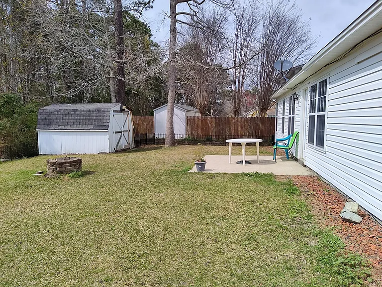 530 Lake Park Dr — Photo 16