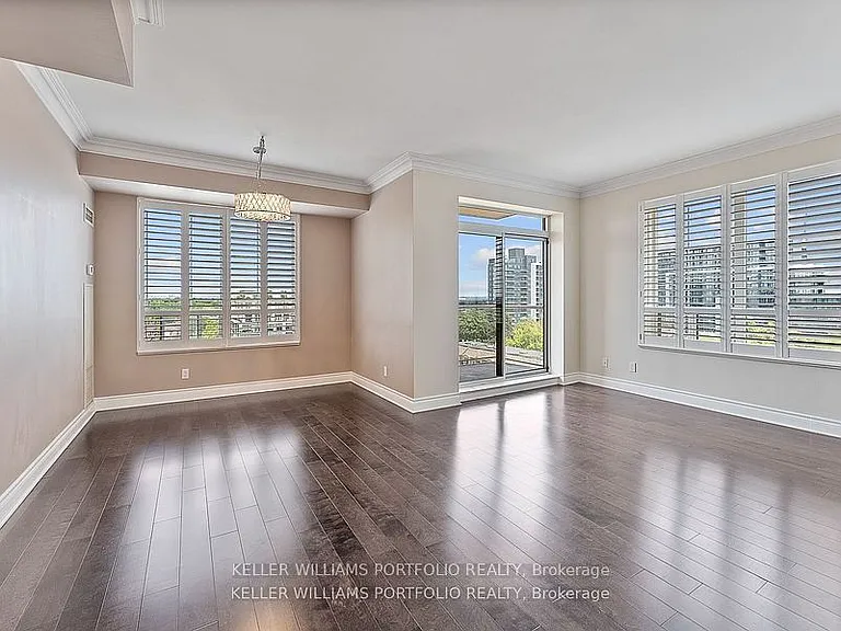 2 Clairtrell Rd #1210 — Photo 10
