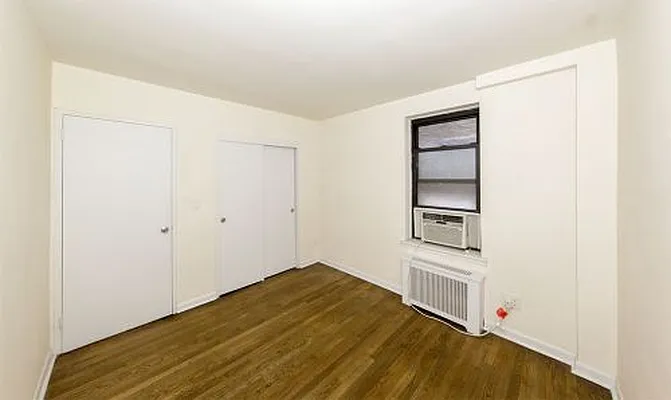 Rented by Icon Realty Management | media 12