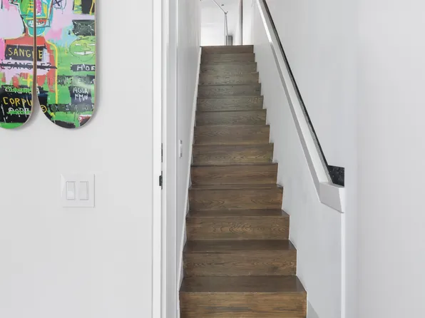 250 West 15th Street image 9 of 12